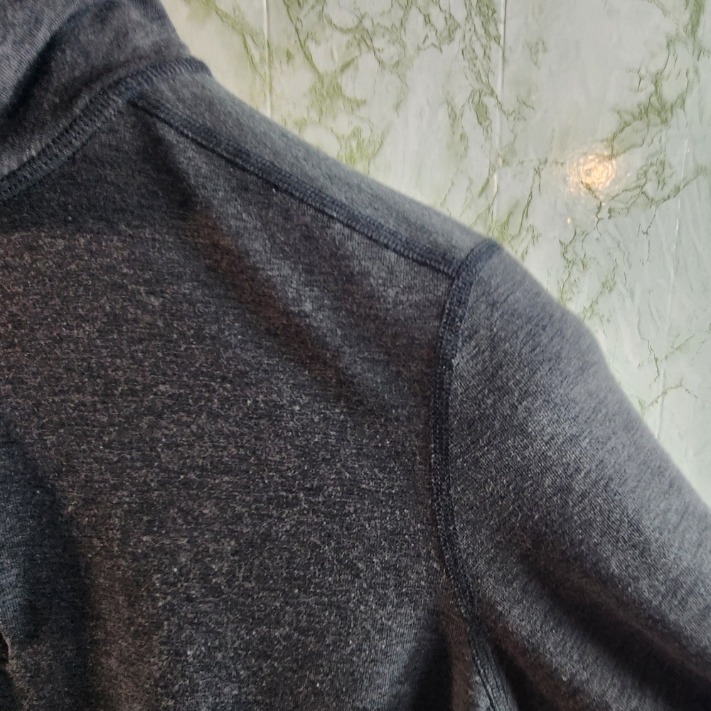Carhartt Force Gray 1/4 Zip Top - Picture 5 of 12